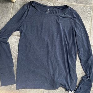 Gap fit breathe shirt